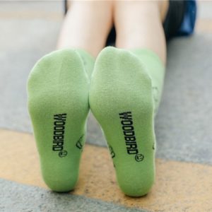 男女韓版卡通熊純色中筒襪(共7色)