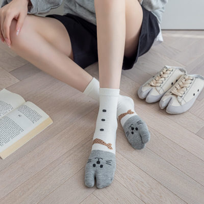女士日式可愛貓貓款低筒二指襪 015