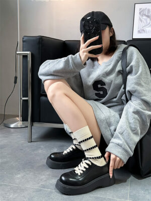 女士日式春夏泡泡橫間中筒襪 17