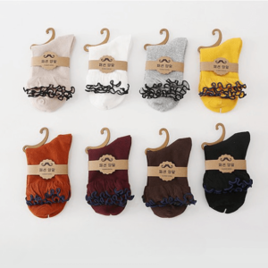 女士日系公主木耳花邊低筒襪 2 cleanup